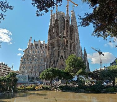 Sagrada_Familia_8-12-21_(1) (1).jpg